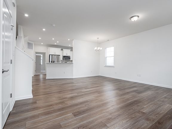 3rd image of 8283 Scott Commons Dr