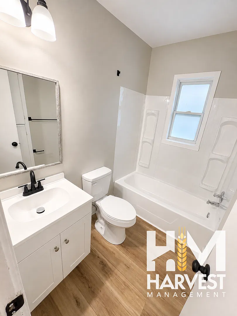 1632-1634-1636-1638 N Hillside St — Photo 3
