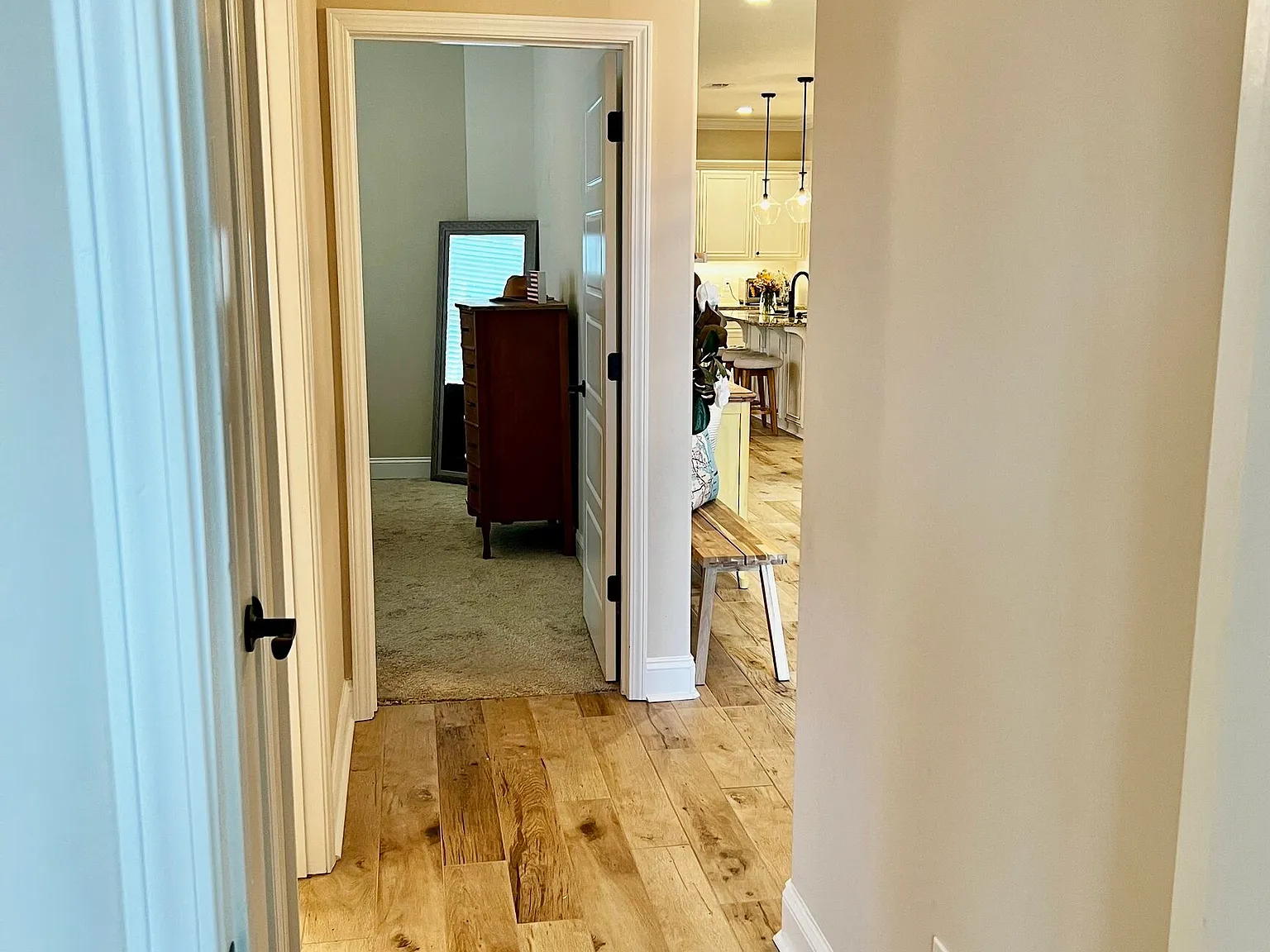3 bed, 2.0 bath, 2003 sqft, $2,500 — Photo 4