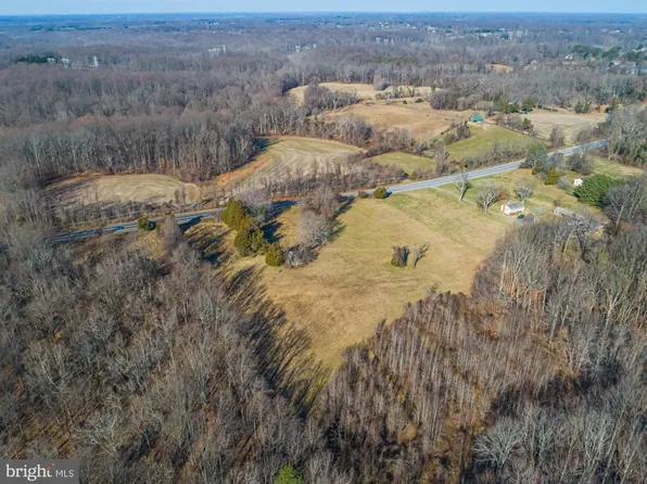 4135 Solomons Island Rd, Harwood, MD 20776