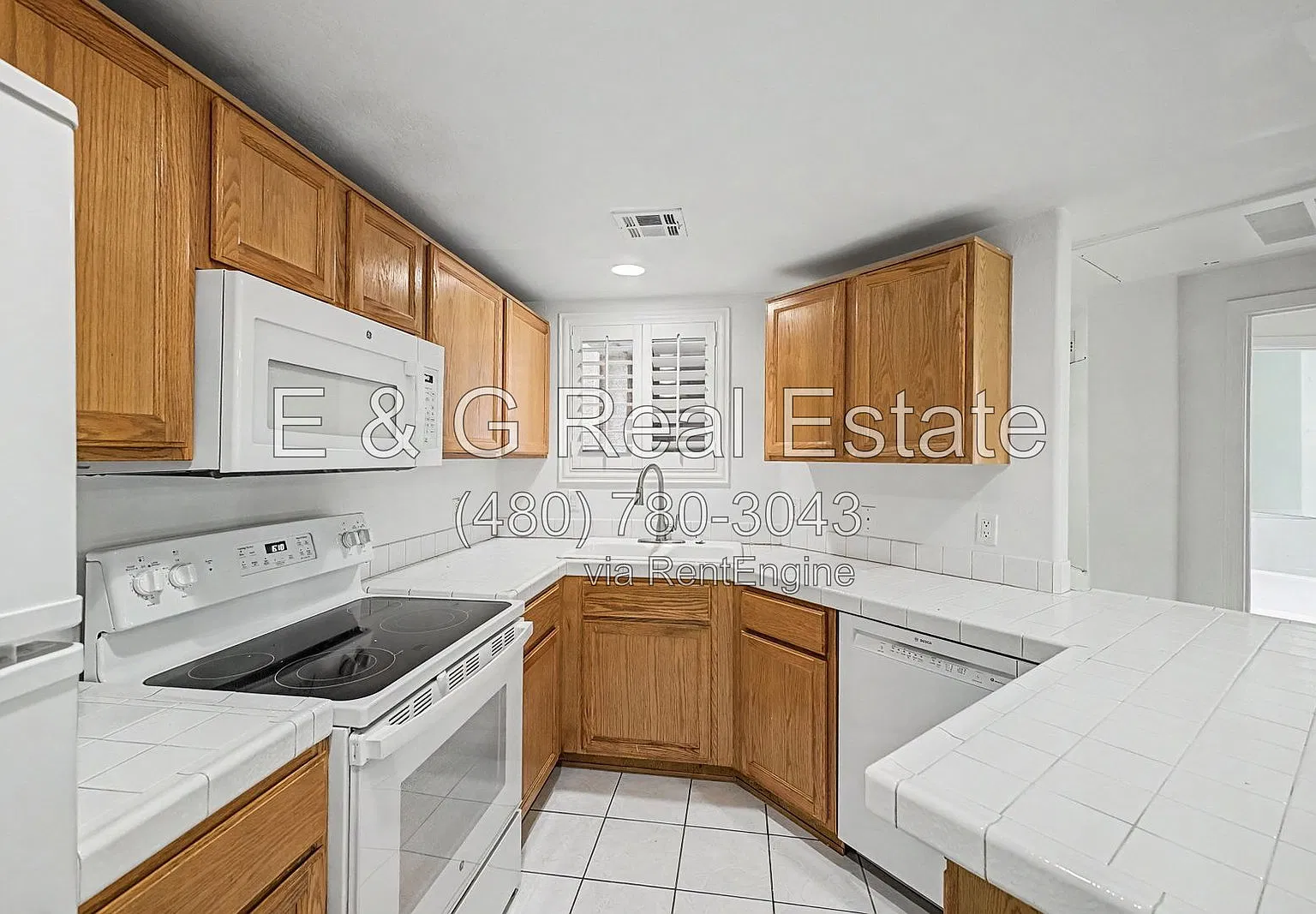 5249 E Shea Blvd — Photo 4