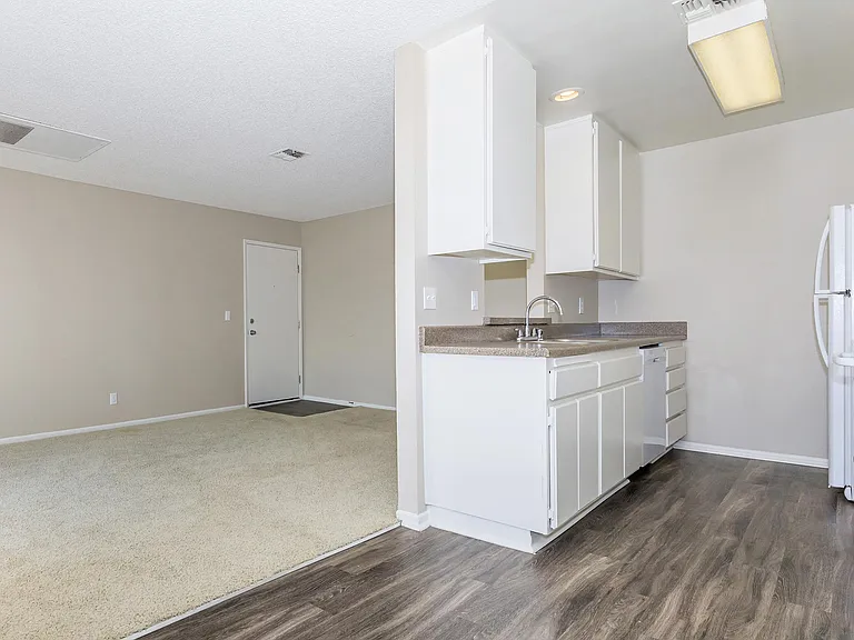 Trabuco Woods Apartment Homes — Photo 30