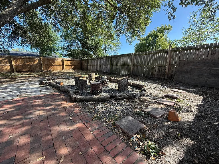 117 Bearss Cir — Photo 9