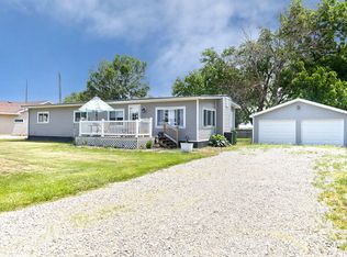 33084 Finestead Dr, Granger, IA 50109
