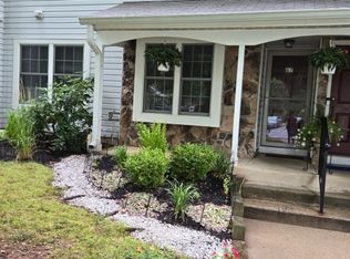 67 Oswestry Way, Somerset, NJ 08873