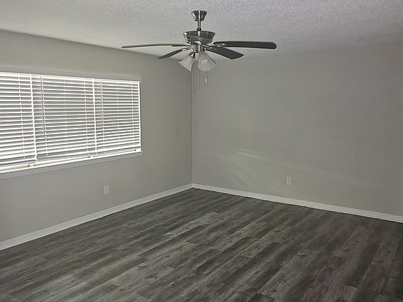 5th image of 5111 Scottwood Dr