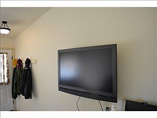 3rd image of 4417 Lux Ave