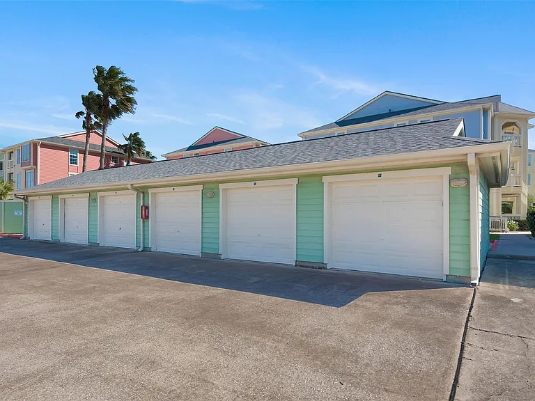 7000 Seawall Blvd #524 — Photo 41