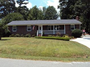 920 Gary Dr, Mc Cormick, SC 29835