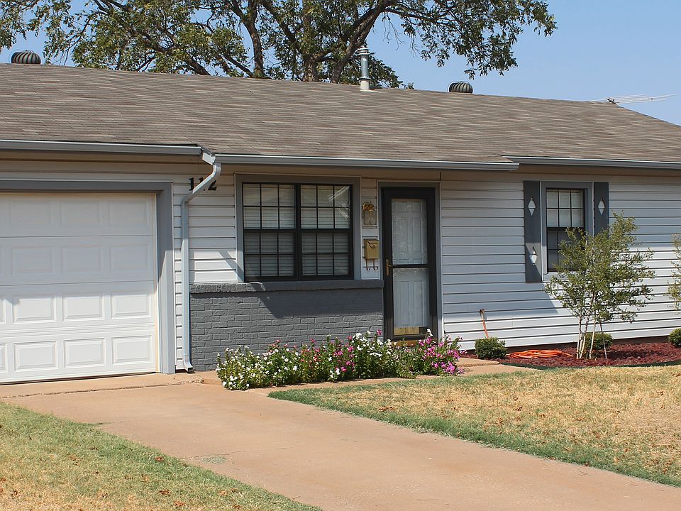 1st image of 112 N Glencoe Cir