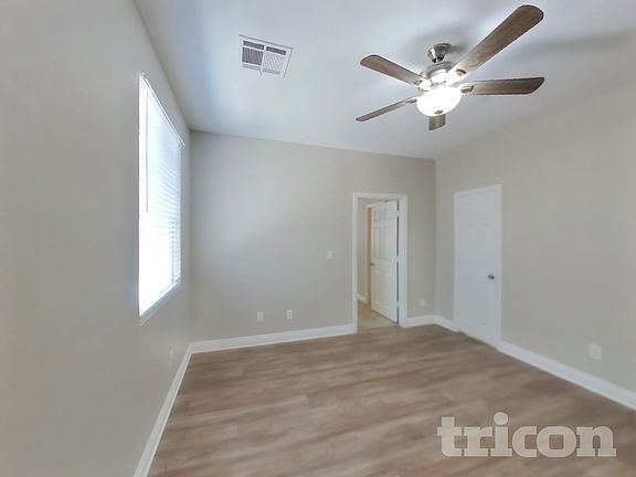 2nd image of 9827 Spinnaker Creek Ave