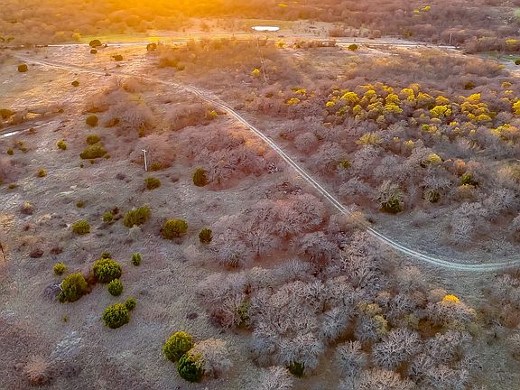 3rd image of 594 Bryson Lake Rd