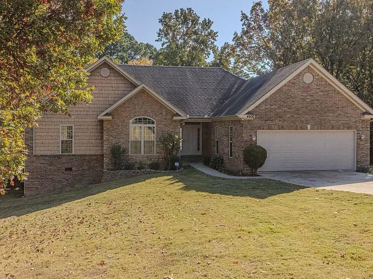 4600 Stillwater Ct — Photo 3