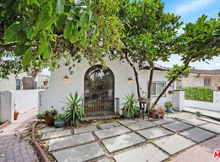2736 S Cloverdale Ave, Los Angeles, CA 90016