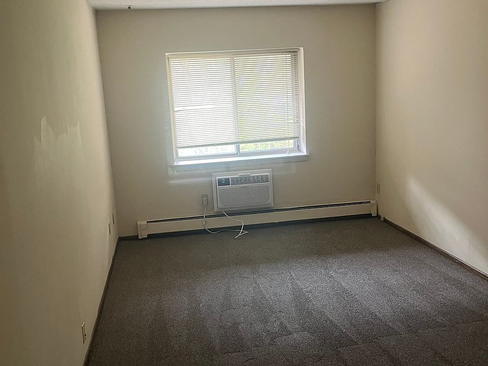 2nd image of 333 Oak Grove St APT 408