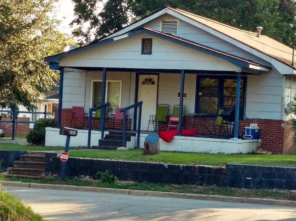 603 Carver Dr, Fort Valley, GA 31030