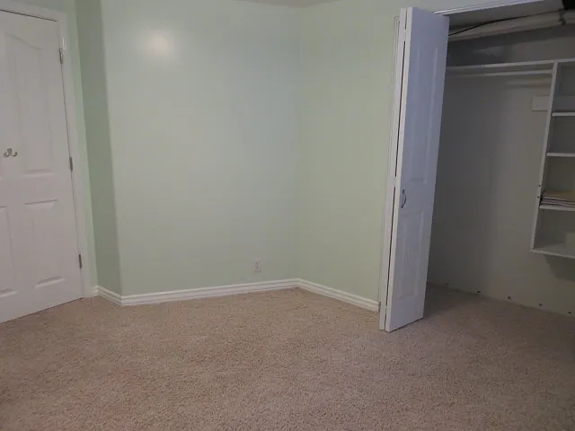 499 Capri Cir — Photo 27