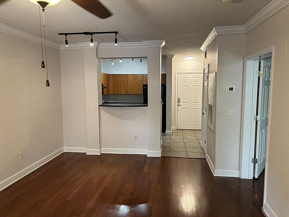 5th image of 204 E South St Unit 2059