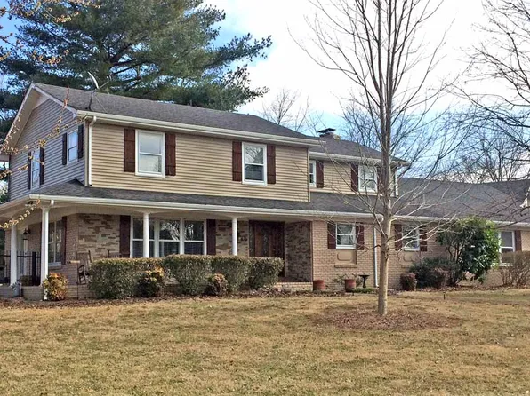 605 Pine Ct, Bowling Green, KY 42103