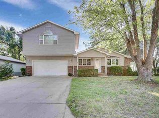 814 N Filmore St, Cheney, KS 67025
