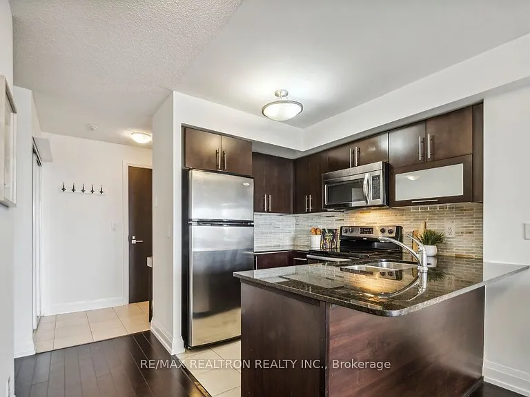 55 De Boers Dr #708 — Photo 4