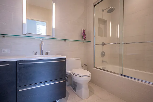 Sold by Hudson Real Estate International LLC | media 6