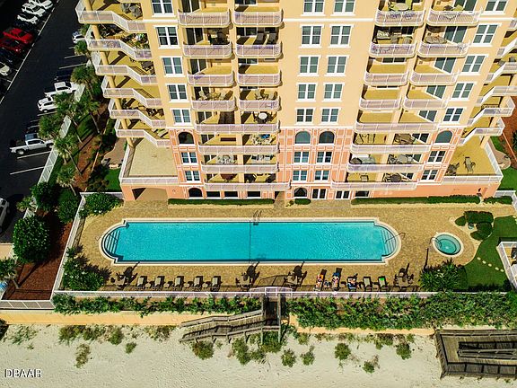 2nd image of 3245 Atlantic Ave APT 507