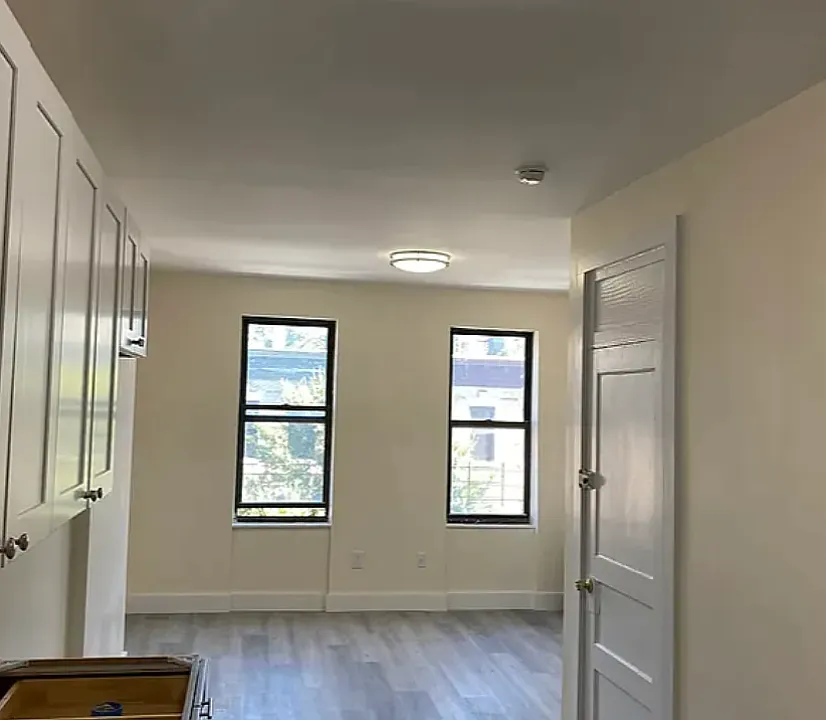 234 Schenectady Ave #2