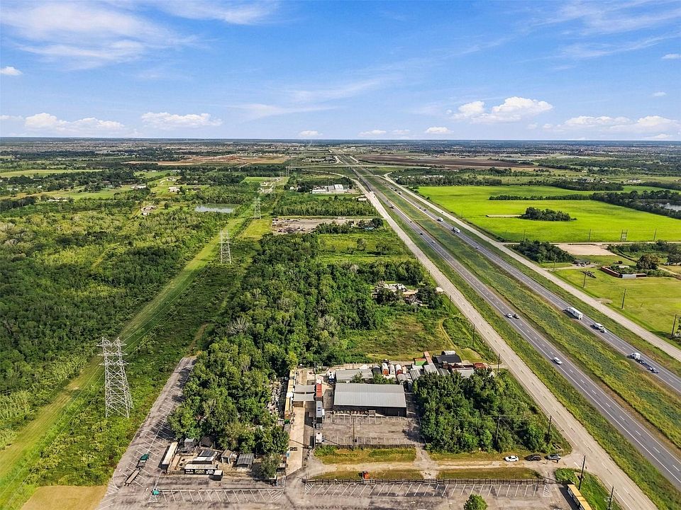 2nd image of 13 County Road 572