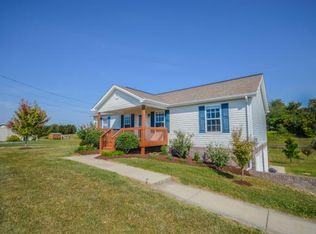 1566 Old Stagecoach Rd, Jonesborough, TN 37659
