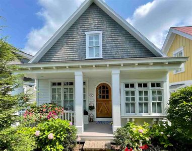 575 E Bay St BUILDING 14, Harbor Springs, MI, 49740