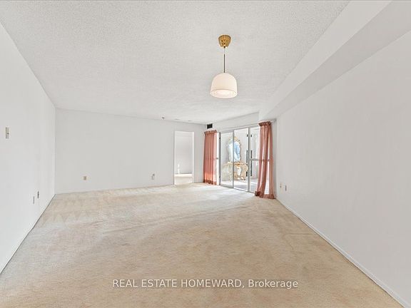 5th image of 3050 Ellesmere Rd #501