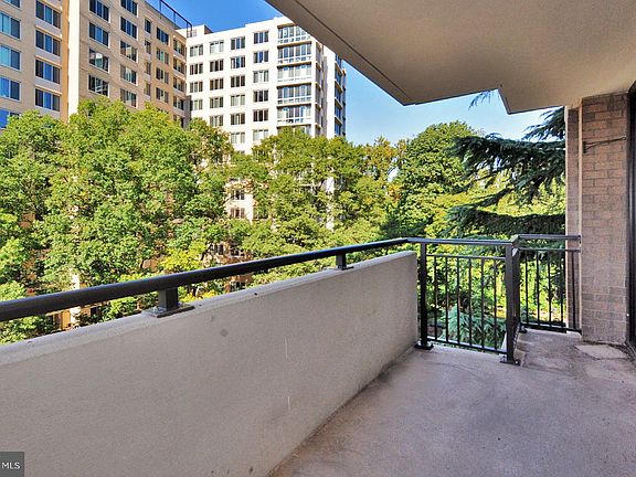 3rd image of 4620 N Park Ave APT 507W
