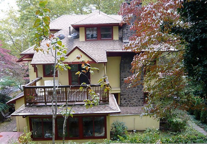2nd image of 64 Clinton Rd
