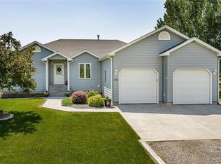 8660 Longmeadow Dr, Billings, MT 59106