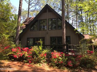 1250 Saint Andrews Dr, Pinehurst, NC 28374