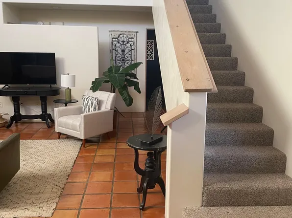 2708 Herradura Rd, Santa Fe, NM 87505