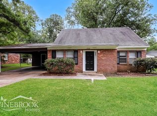 1014 Andover St, Clinton, MS 39056