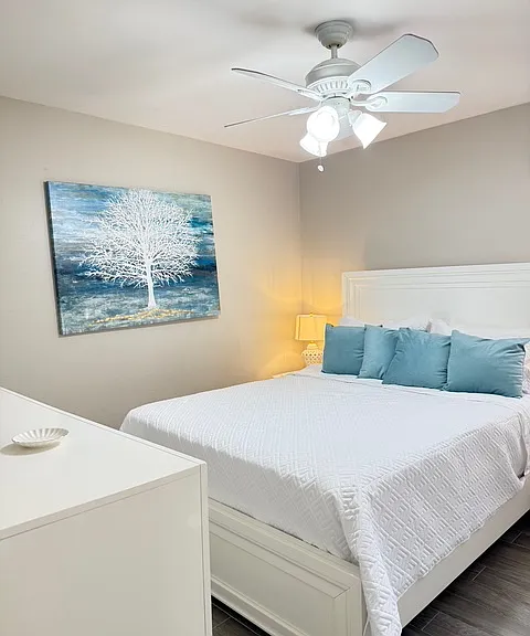 Queen Bedroom 2