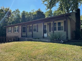 20 Nottingham Ln, Belleville, IL 62223