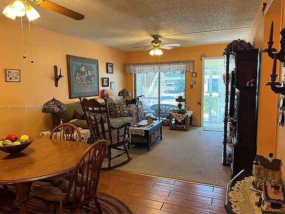 5th image of 5377 SW 40th Ave APT 102