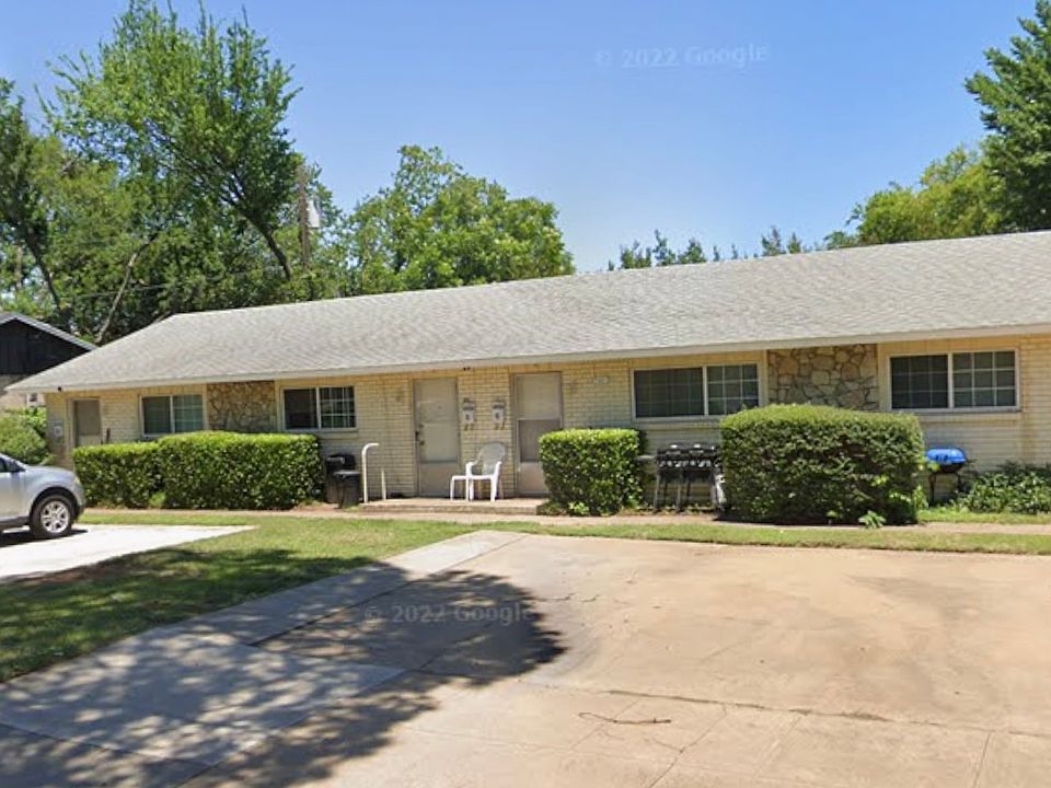 1st image of 213 Skyway Dr #3