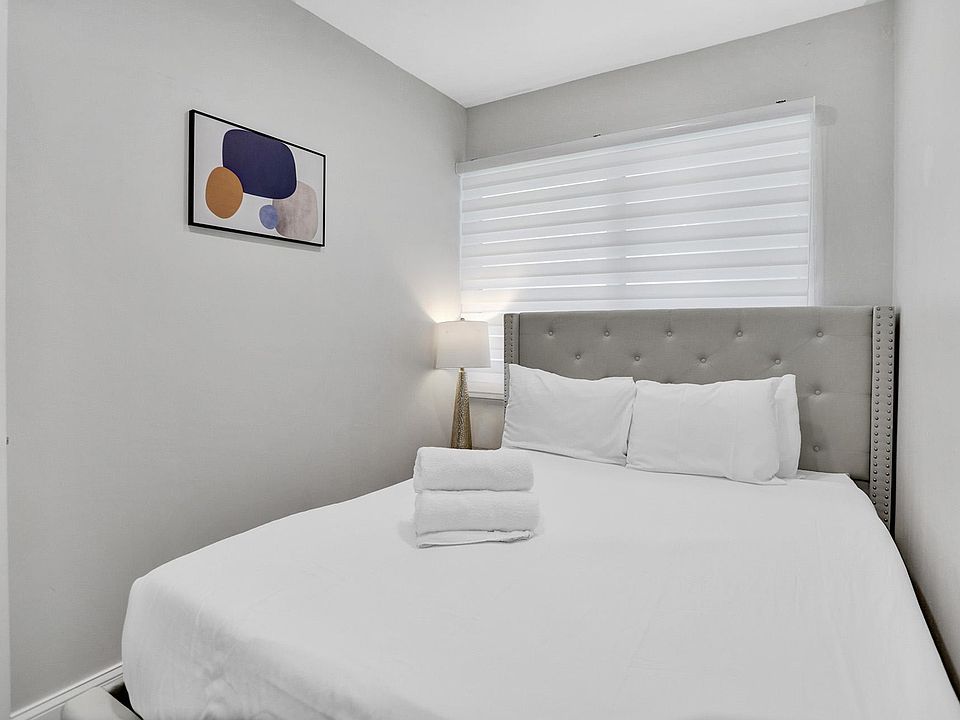 1st image of 10000 E Bay Harbor Dr #13