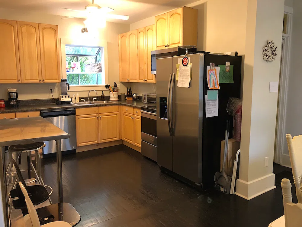 1404 Overton St — Photo 3