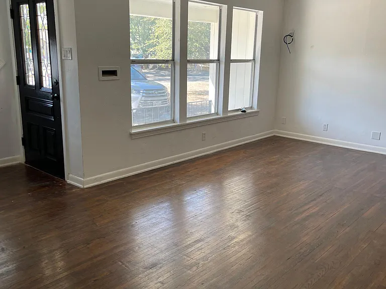 123 Haverhill Dr — Photo 4