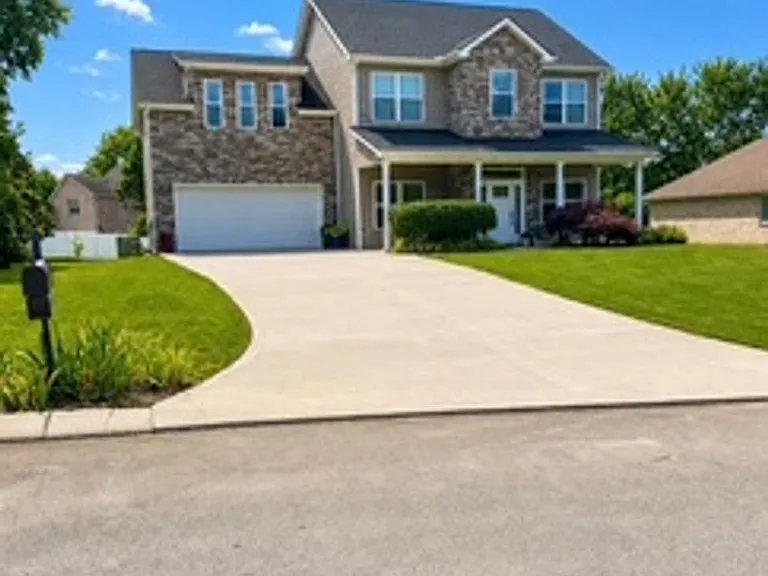 815 Westridge Cir — Photo 1
