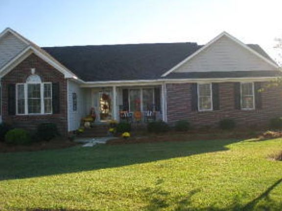 2nd image of 105 Eastwind Dr