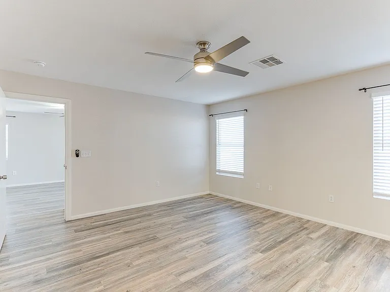860 Viento Del Montagna Ave — Photo 29