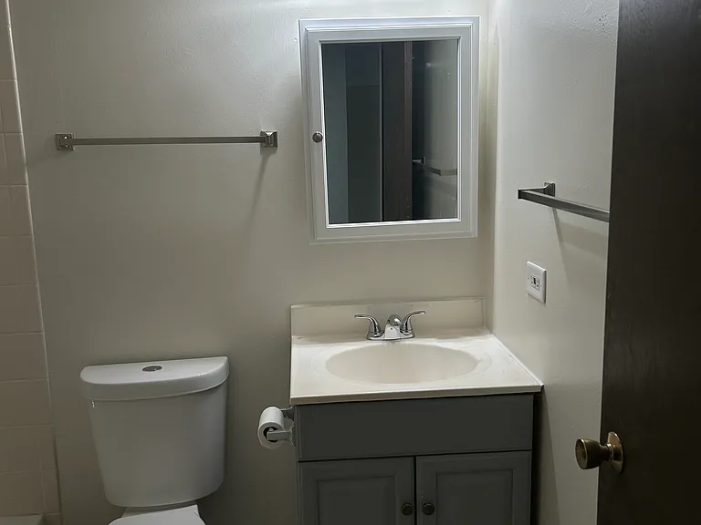 704 Court Of Birch #5 — Photo 4