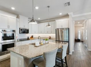 2872R Grand Kemerton Pl, Tampa, FL 33618
